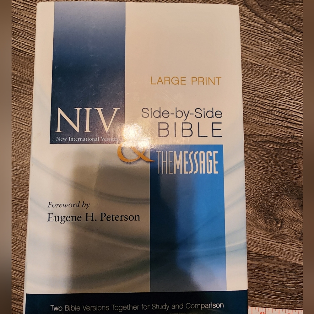 NEW NIV & The Message Side-by-Side Bible - Large Print